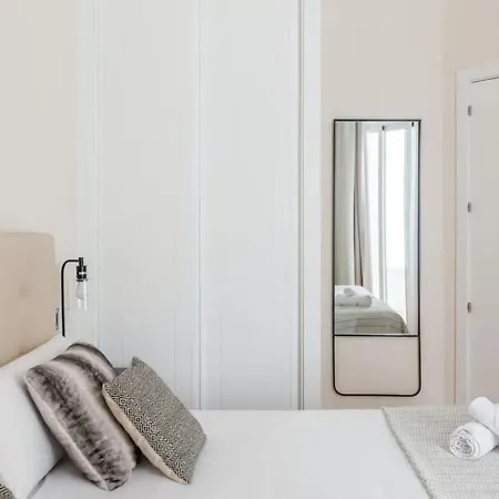 4 Schlafzimmer Apartment München